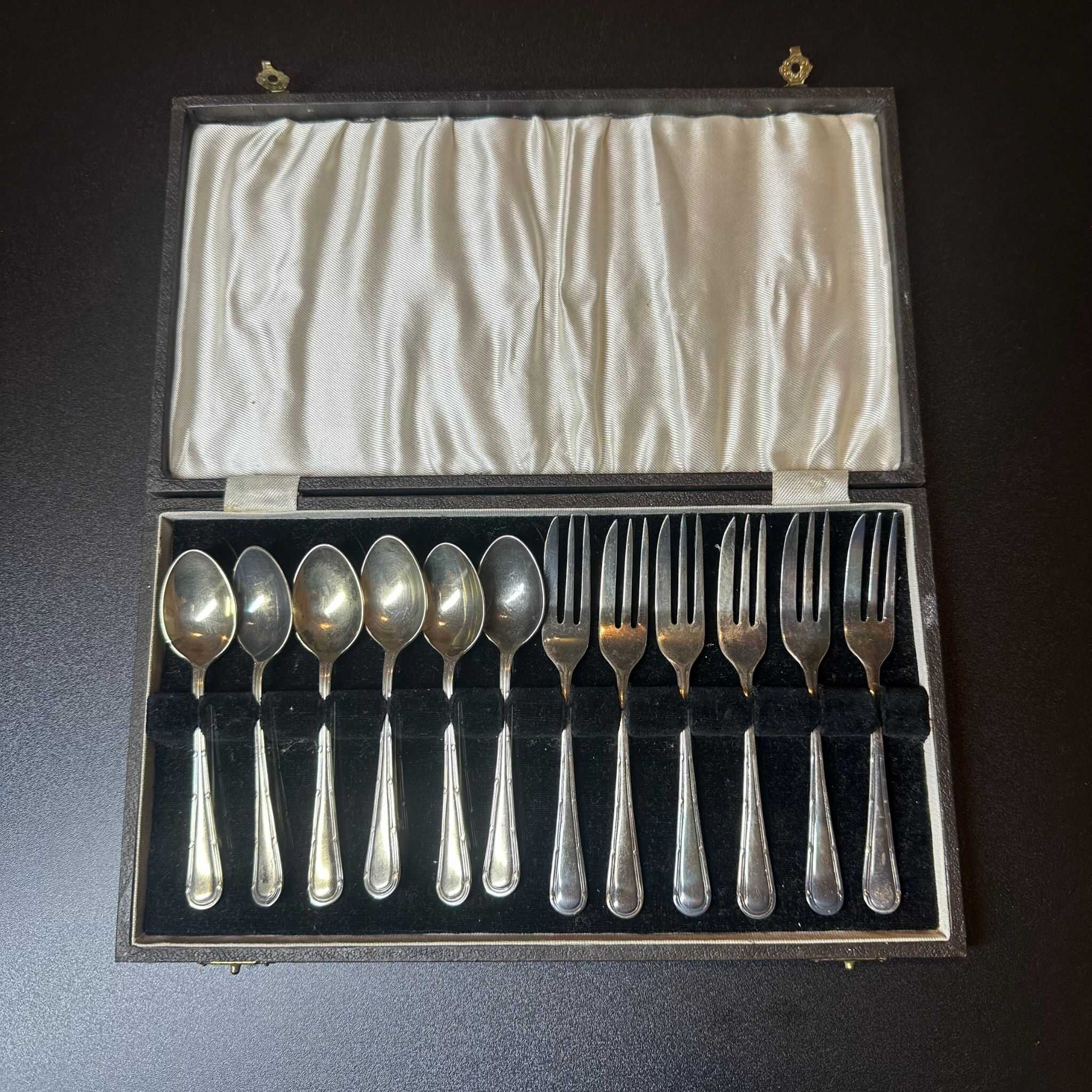 Versilberte Gegenstände