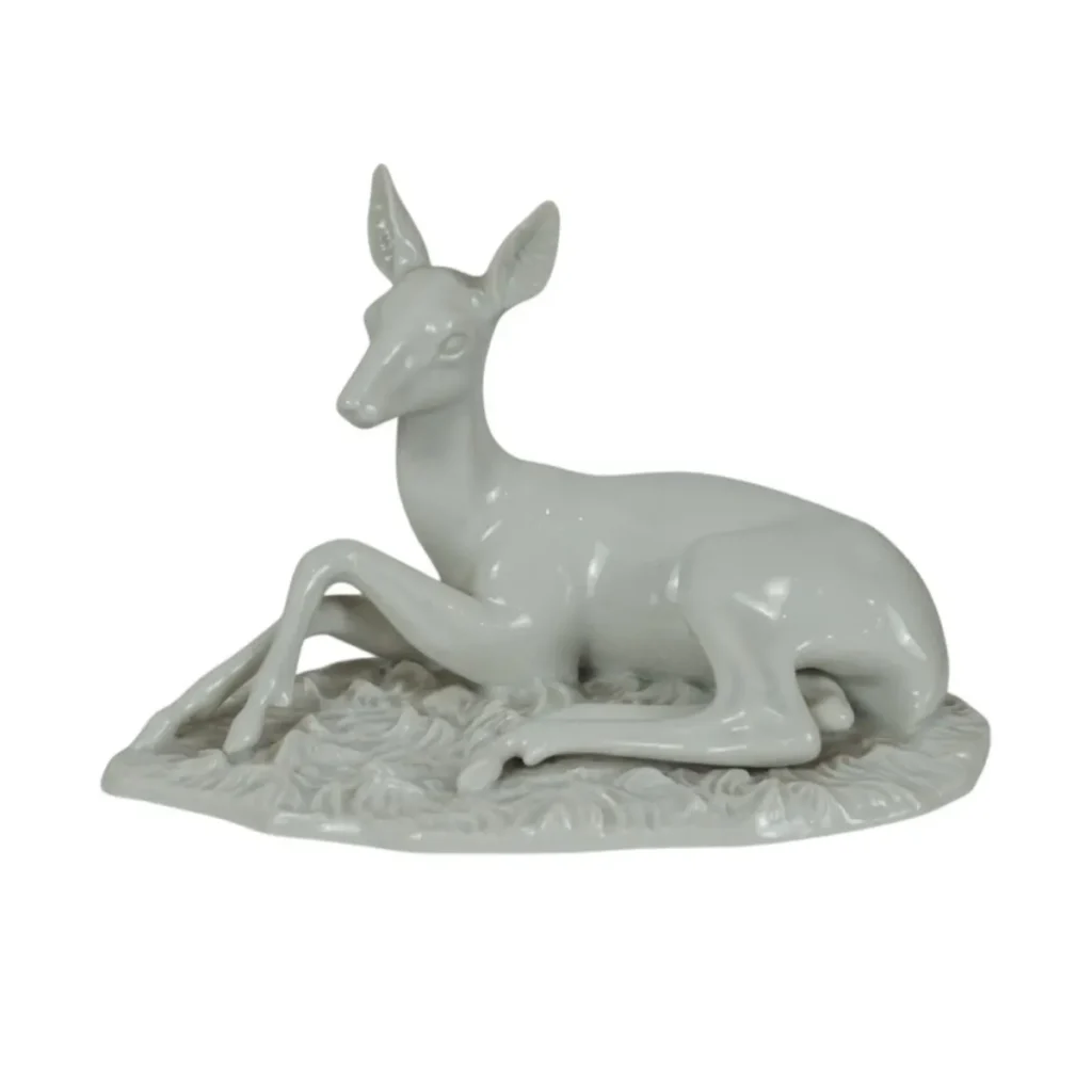 Edelstein Porzellanfigur Reh liegend