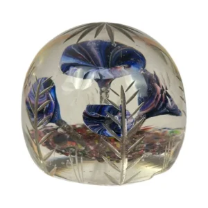 Glas Briefbeschwerer mit eingeschlossenen Pilzen und Schliffdekor, 8 cm