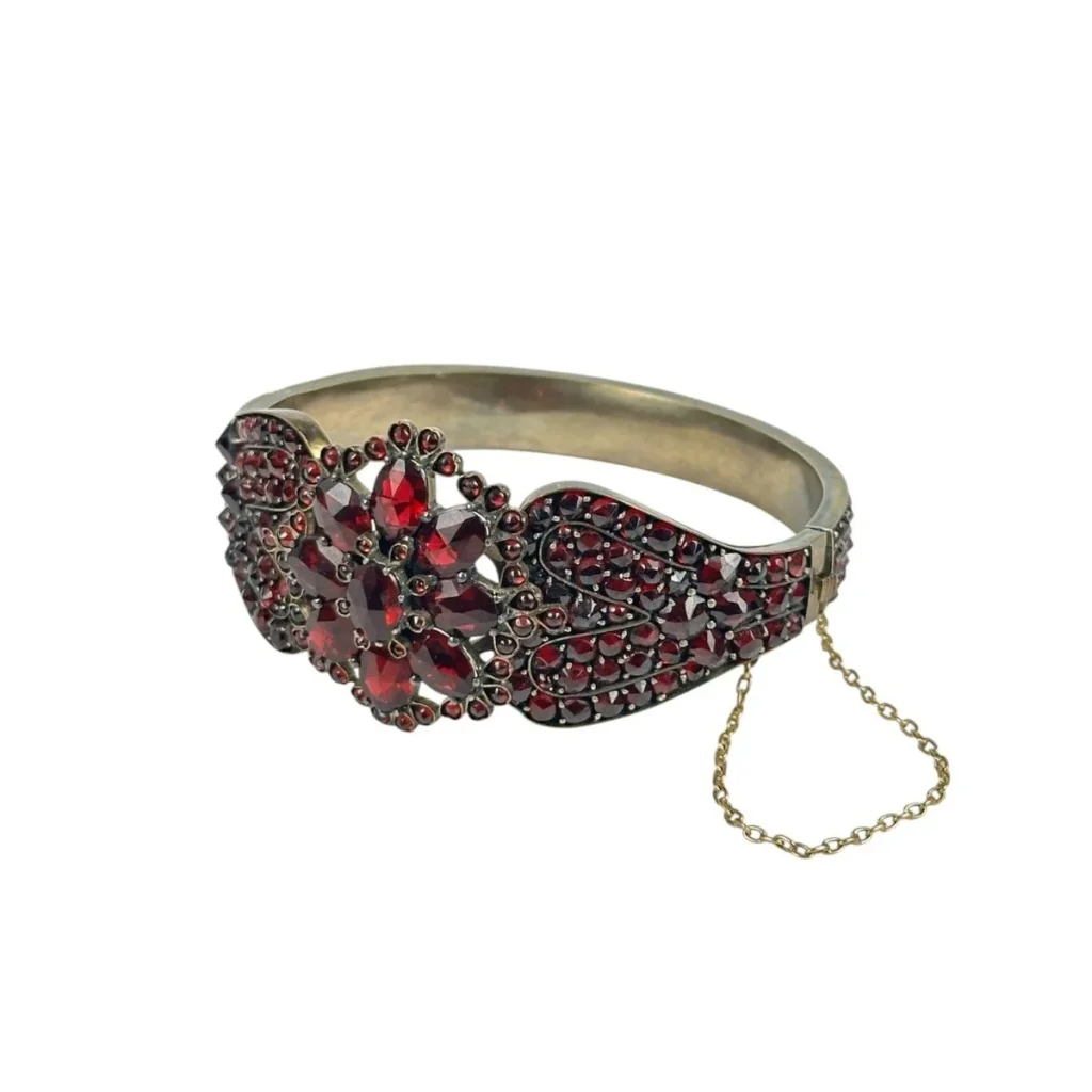 Vintage Granat Armreif mit roten Steinen – Historisierender Schmuck