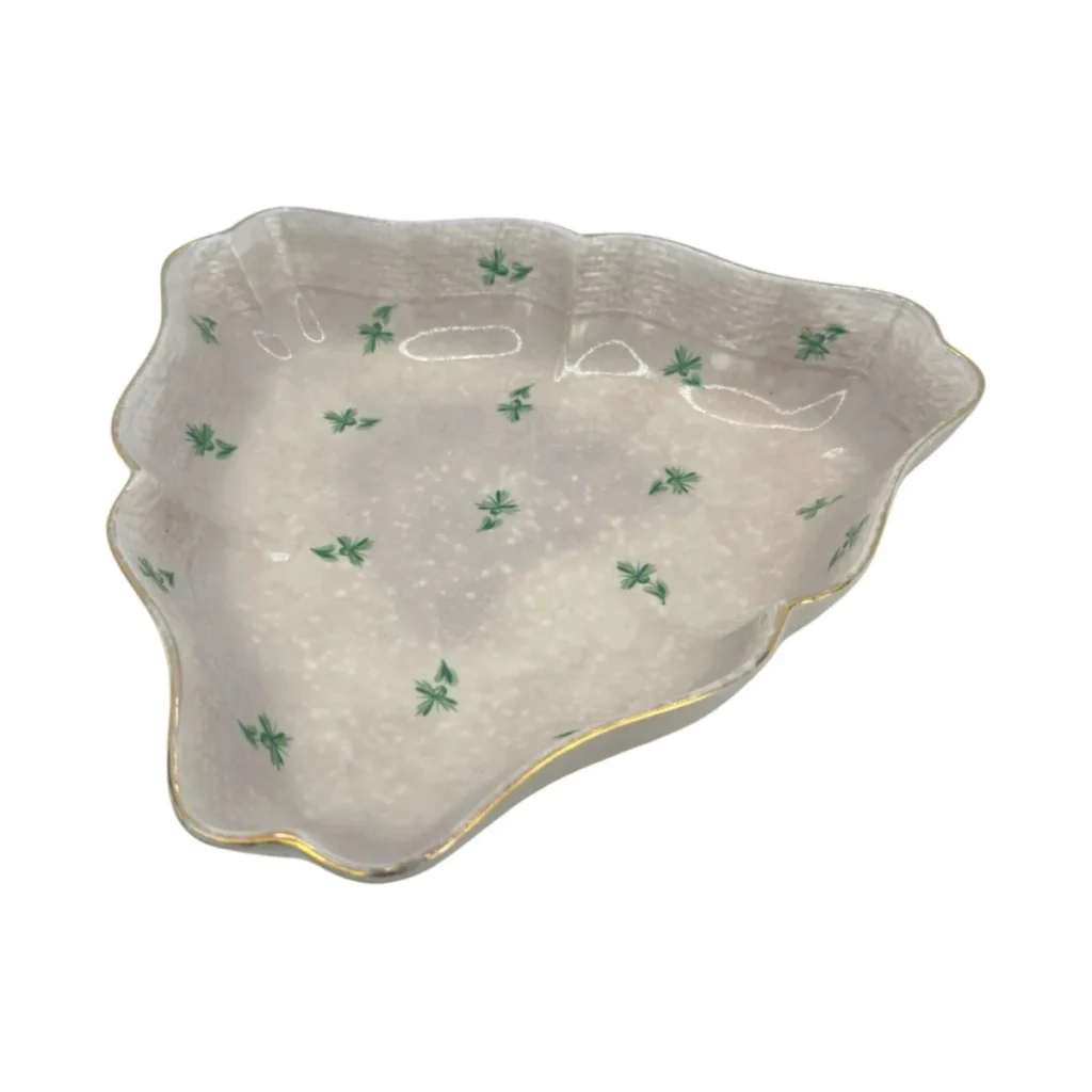 Herend Dreieckschale „Petersilie“ mit Goldrand – 25 × 26 cm